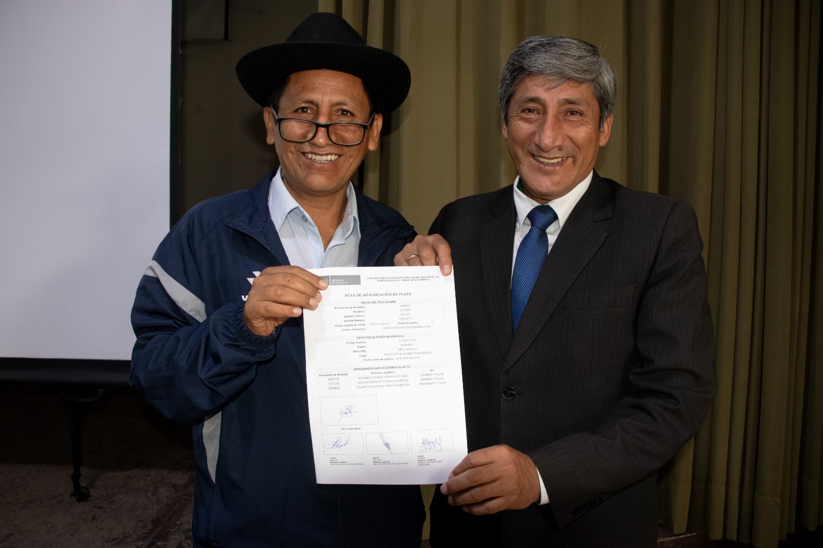 DRE HUÁNUCO ADJUDICA PLAZAS PARA CARGOS DIRECTIVOS EN HUÁNUCO, DOS DE MAYO Y MARAÑÓN