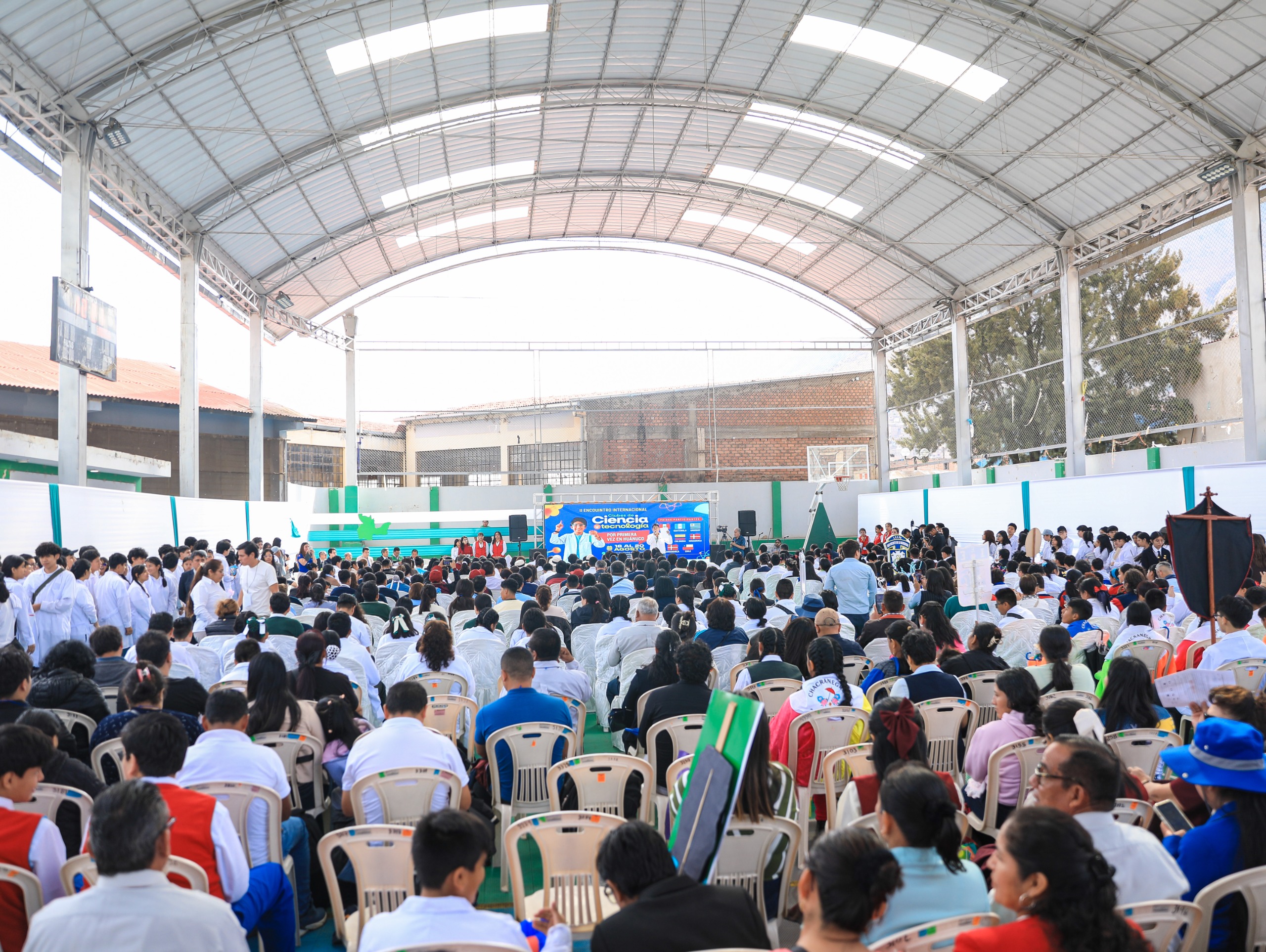 HUÁNUCO REÚNE A REGIONES Y DELEGACIONES INTERNACIONALES EN EL GRAN ENCUENTRO DE CIENCIA Y TECNOLOGÍA